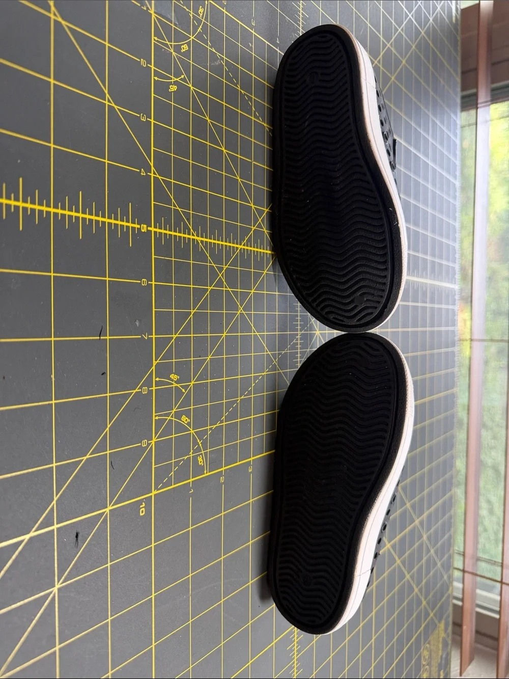 Skechers easy slip